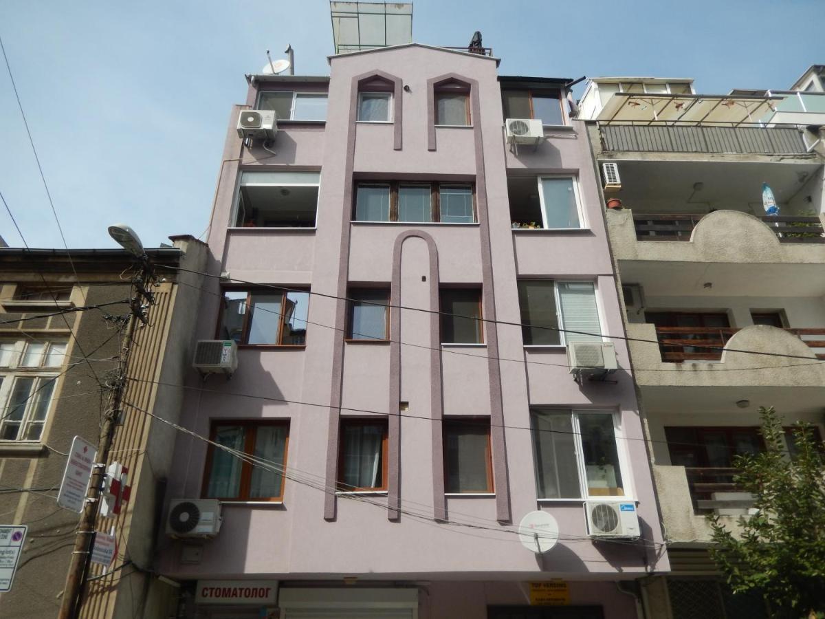 Lera Apartment Burgasz Kültér fotó